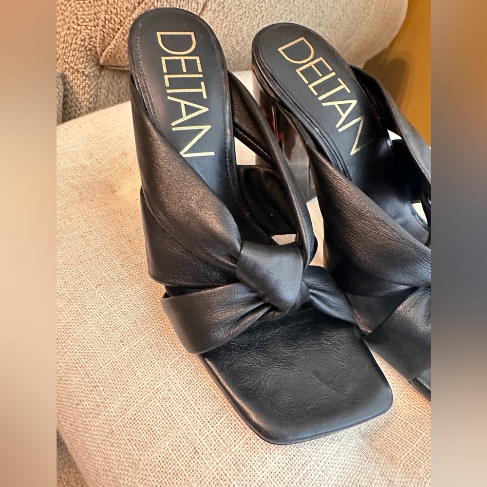 Excellent condition Deltan black leather knot with tortoise heel size 8 - Picture 2 of 8